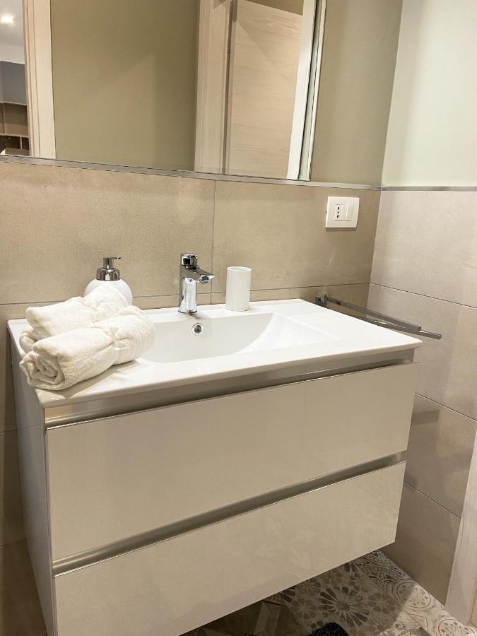Apartmán Casa Di Laura Mono E Bilo Di Fronte Ospedale San Raffaele Segrate Exteriér fotografie